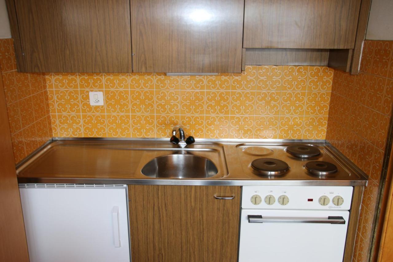 Combyre Comfortable & Center Apartements Вейзона Экстерьер фото